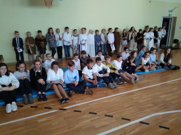 Dzień Edukacji Narodowej w Publicznej Szkole Podstawowej w Karłowicach 