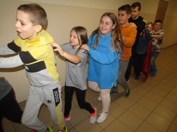 Karnawał 2023 w Publicznej Szkole Podstawowej w Karłowicach (fotorelacja)